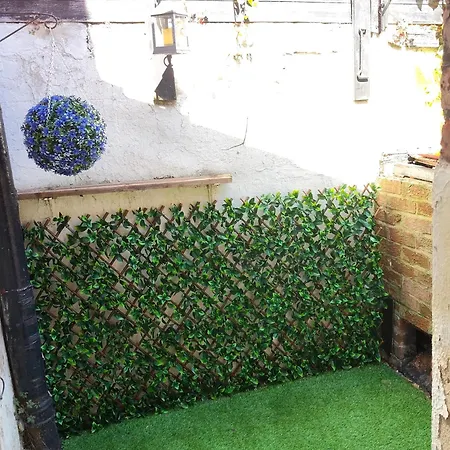 Cosy Nest - Your Doorstep To Yorks Historical Attractions